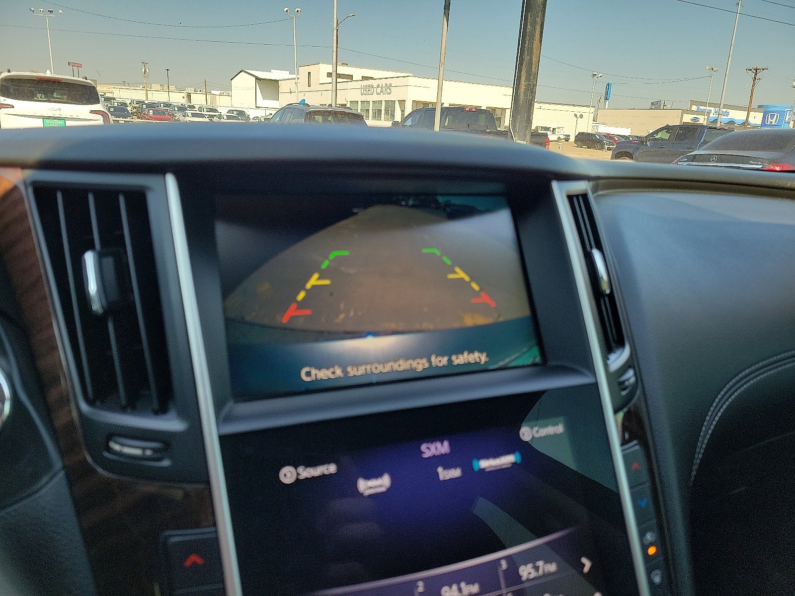 Used 2019 INFINITI Q50 Luxe w/ Essential Package (3.0T Luxe) image 16