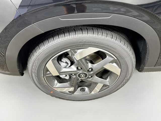 New 2026 Hyundai Venue SEL FWD image 4