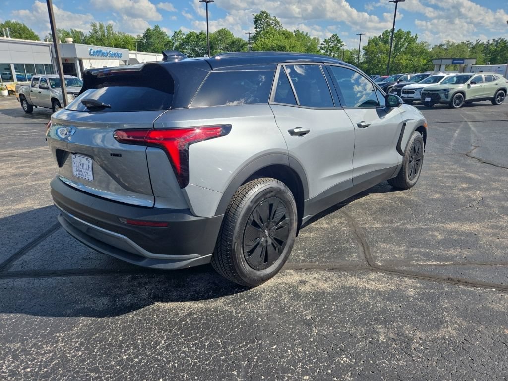 Certified 2025 Chevrolet Blazer EV LT AWD/4WD image 3