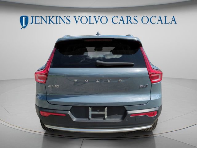 Used 2023 Volvo XC40 B5 Plus w/ Protection Package Premier AWD/4WD image 4