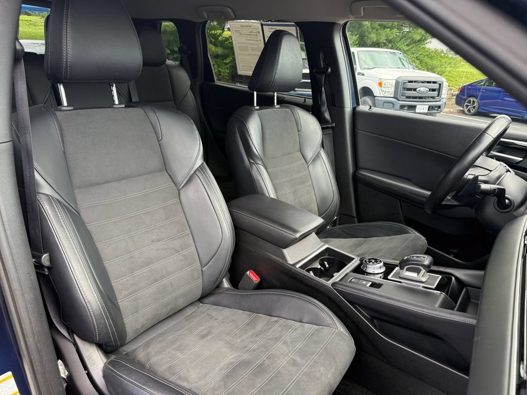 Used 2024 Mitsubishi Outlander SE AWD/4WD image 18