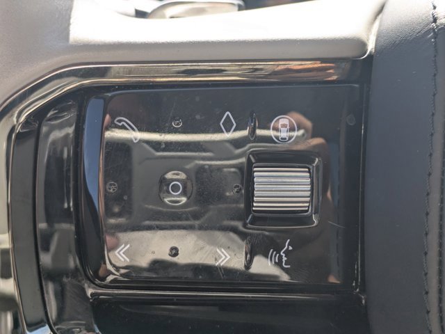 Used 2025 Land Rover Range Rover Velar Dynamic SE image 22