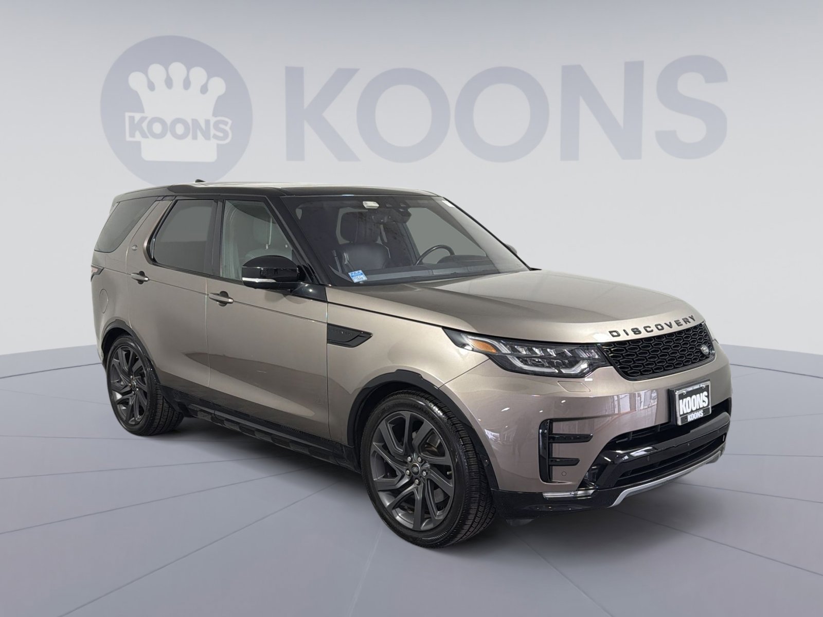 Used 2017 Land Rover Discovery HSE image 10