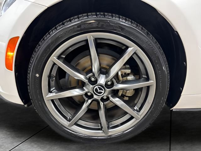 Used 2021 MAZDA MX-5 Miata RF Grand Touring RWD image 24