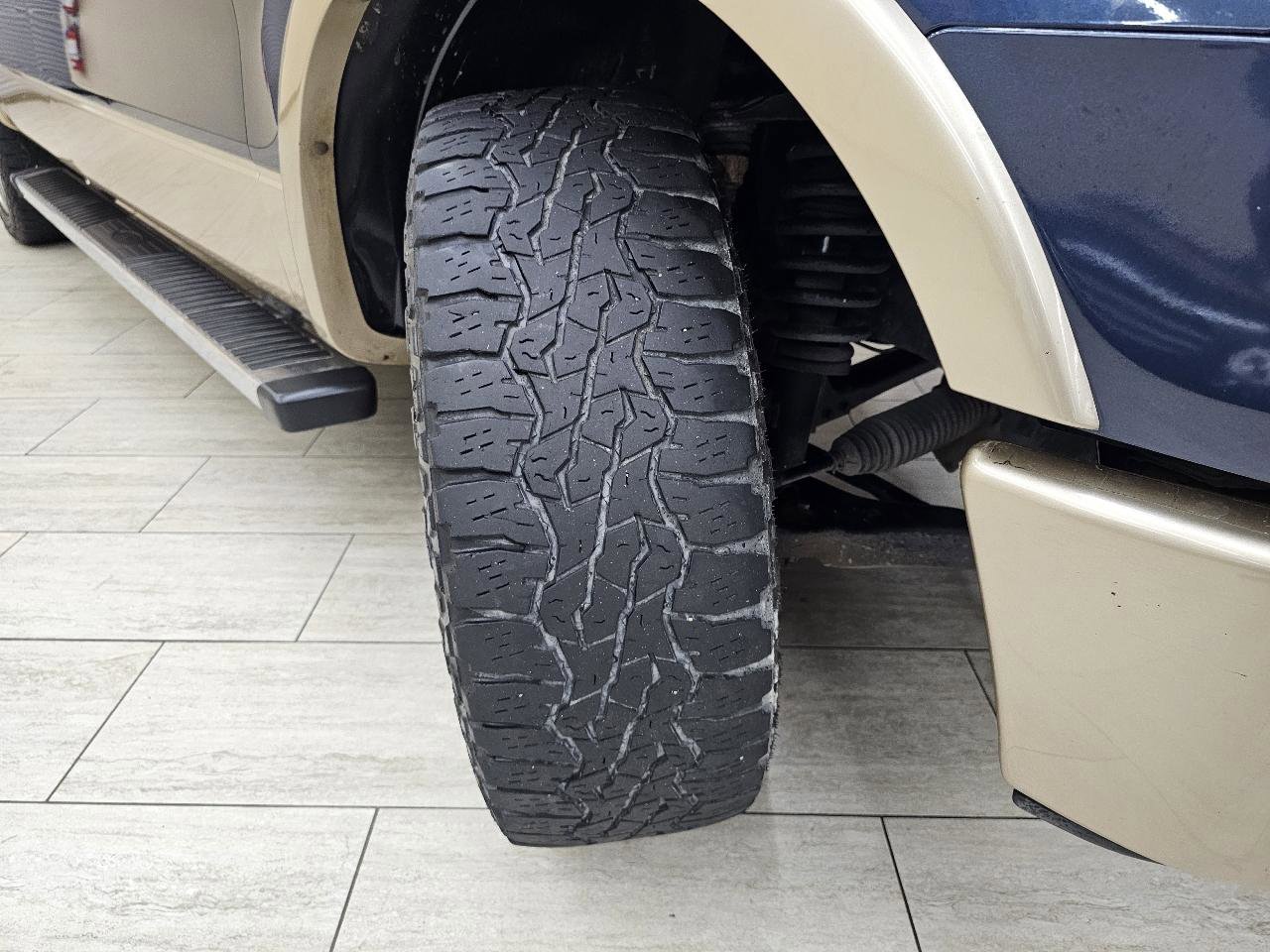 Used 2014 Ford F150 Lariat w/ Equipment Group 502A Luxury RWD image 41