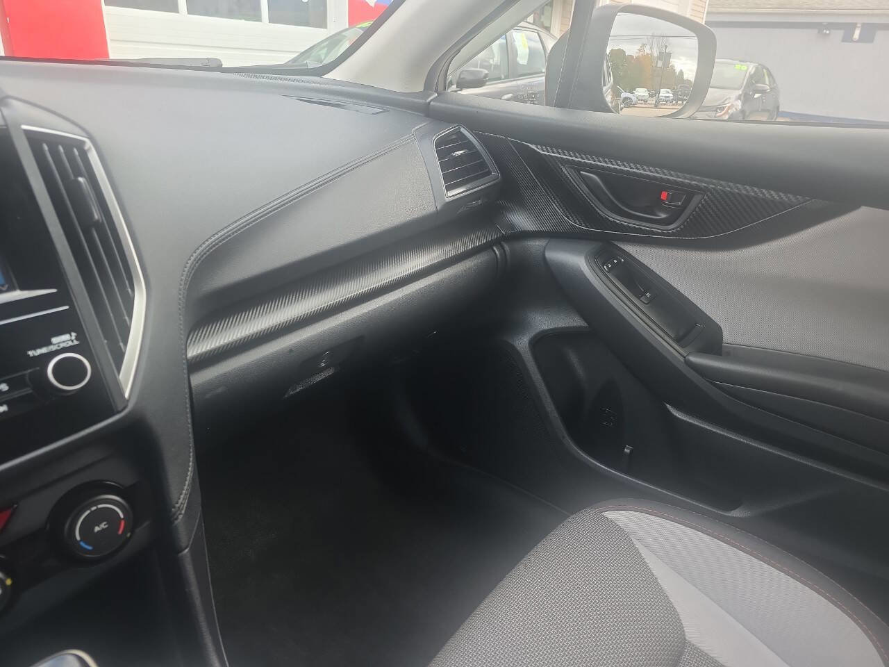 Used 2018 Subaru Crosstrek 2.0i Premium image 10