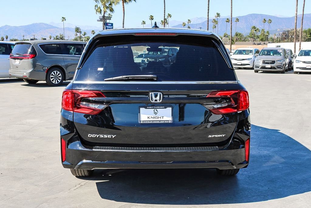 Used 2025 Honda Odyssey Sport-L image 7