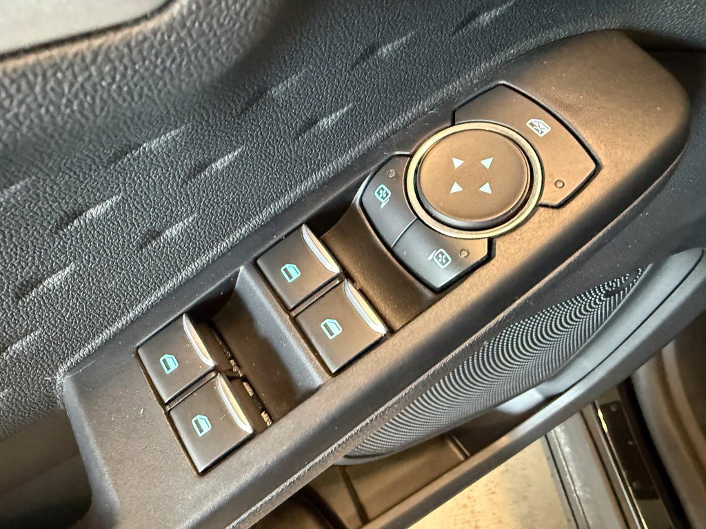 Used 2020 Ford Escape SEL AWD/4WD image 20