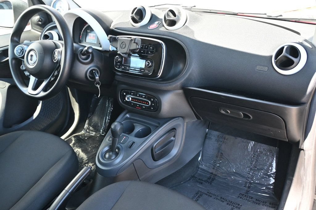 Used 2017 smart fortwo electric drive RWD image 8