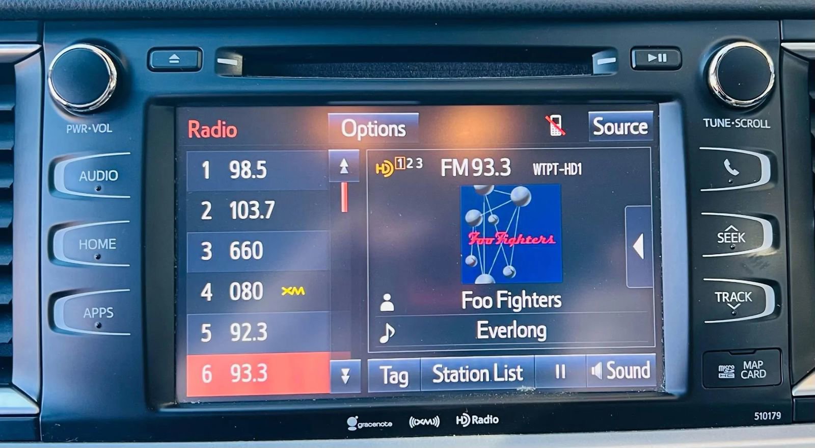 Used 2018 Toyota Highlander XLE image 14