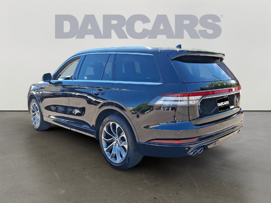Used 2023 Lincoln Aviator Grand Touring w/ Elements Package Plus AWD/4WD image 4