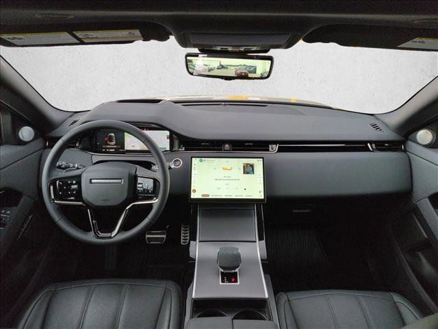 Used 2024 Land Rover Range Rover Evoque Dynamic SE AWD/4WD image 19