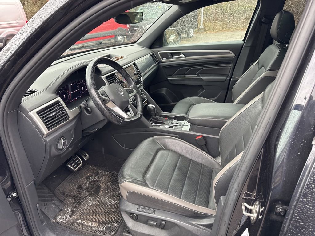 Used 2020 Volkswagen Atlas Cross Sport SEL Premium R-Line image 12