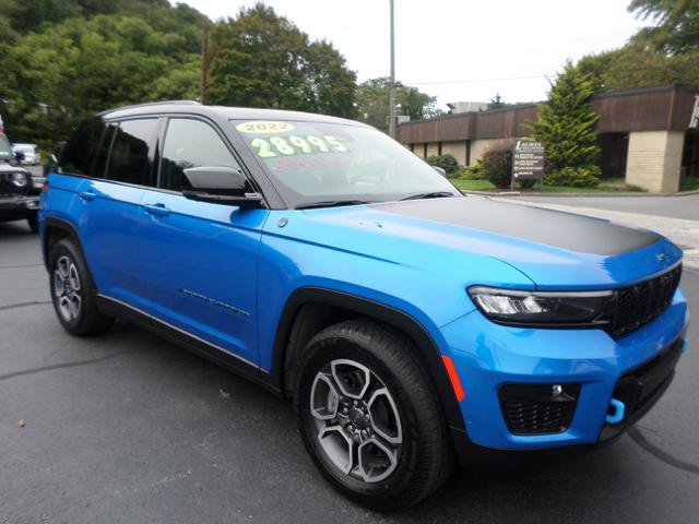 Used 2022 Jeep Grand Cherokee Trailhawk w/ Advanced Protech Group II