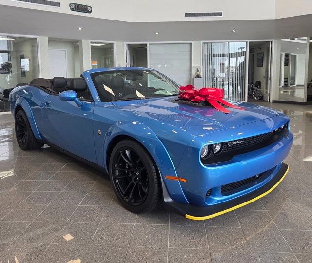 New 2023 Dodge Challenger R/T Scat Pack RWD image 6