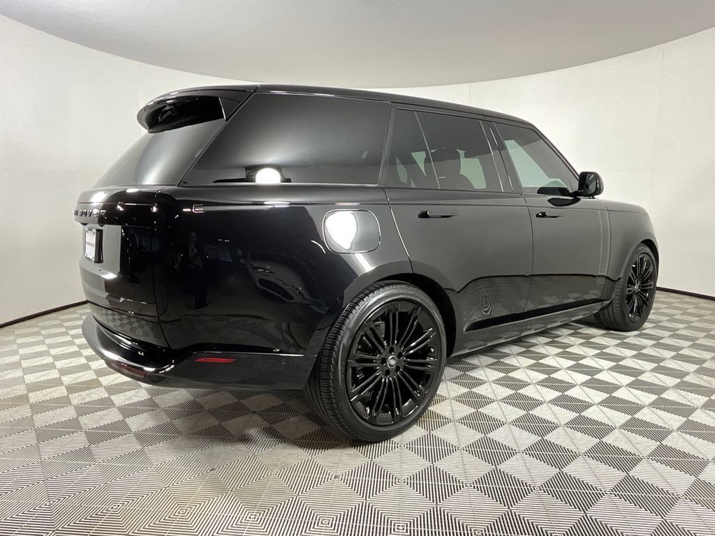Certified 2024 Land Rover Range Rover SE AWD/4WD image 4
