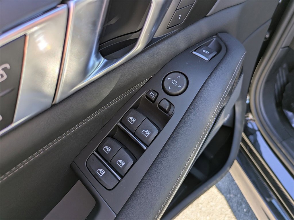 New 2026 BMW X5 xDrive50e w/ M Sport Package image 12