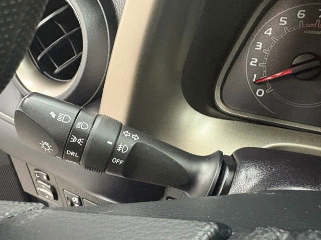 Used 2014 Toyota RAV4 XLE AWD/4WD image 17