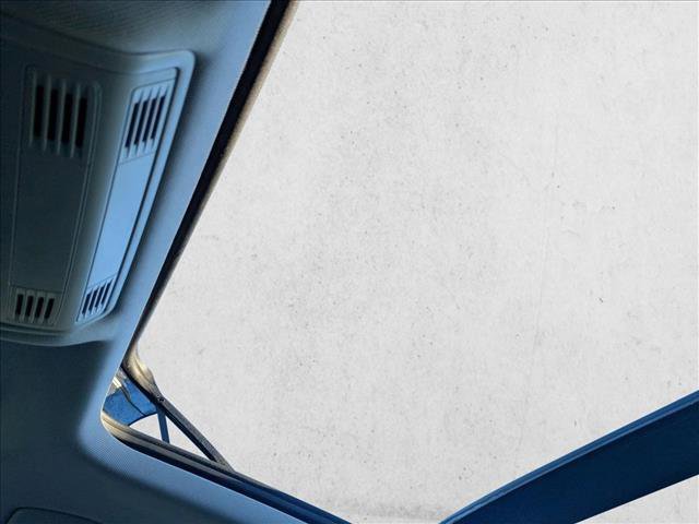 Used 2019 Volkswagen Tiguan SE w/ Panoramic Sunroof Package image 20