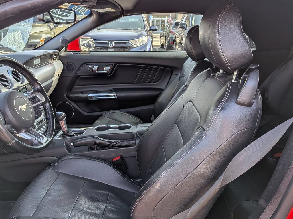 Used 2018 Ford Mustang Premium RWD image 15