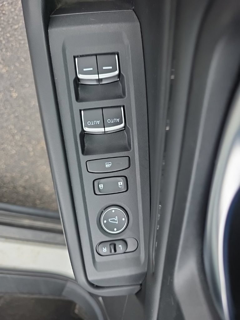 Certified 2024 Honda Accord EX image 12