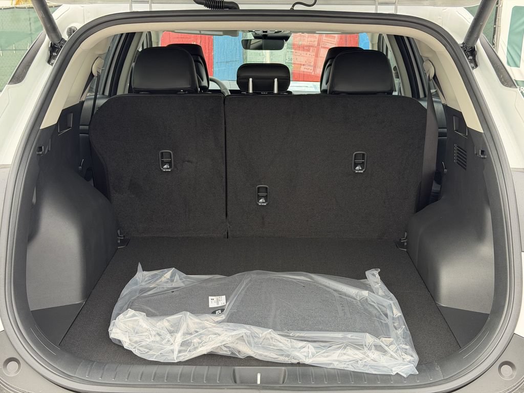 New 2026 Kia Sportage EX w/ EX Panorama Roof Package FWD image 9