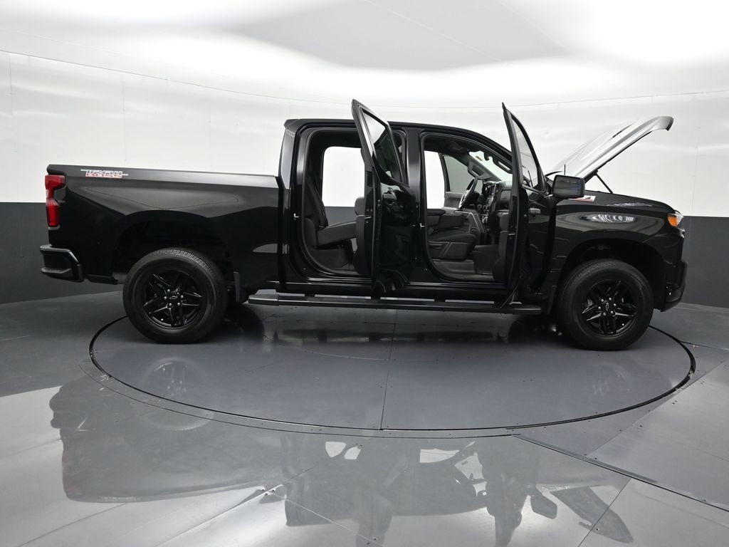Used 2021 Chevrolet Silverado 1500 Custom Trail Boss w/ Midnight Edition image 32