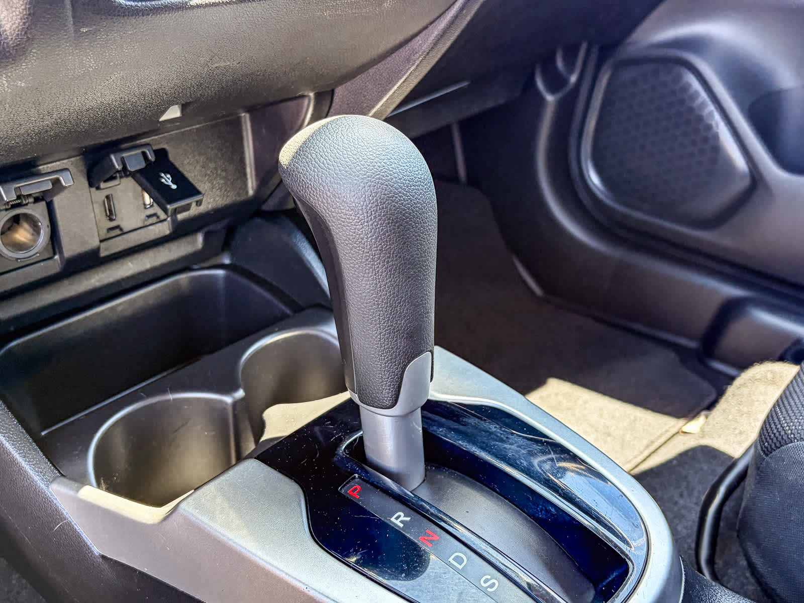 Used 2017 Honda Fit EX image 19