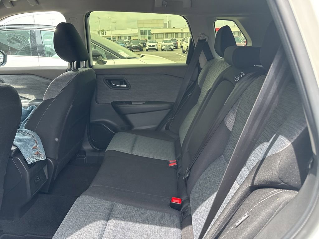 Certified 2023 Nissan Rogue SV AWD/4WD image 10