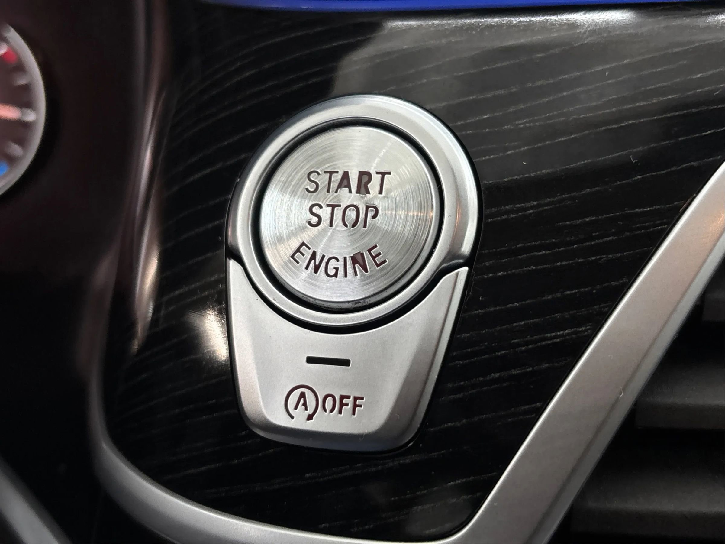 Used 2017 BMW 750i xDrive image 40