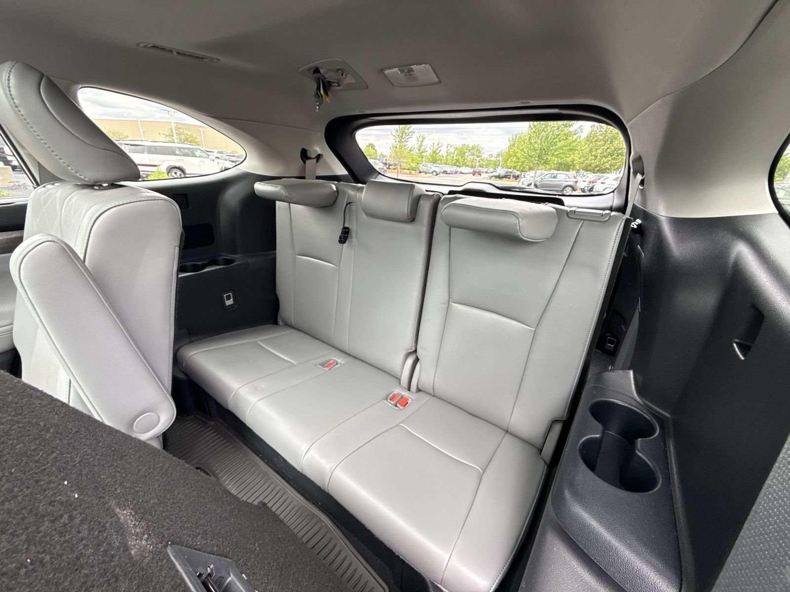 Used 2022 Toyota Highlander Platinum AWD/4WD image 26