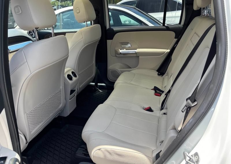 Certified 2023 Mercedes-Benz GLB 250 image 15