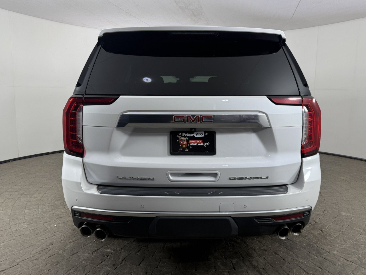 Used 2023 GMC Yukon Denali AWD/4WD image 6