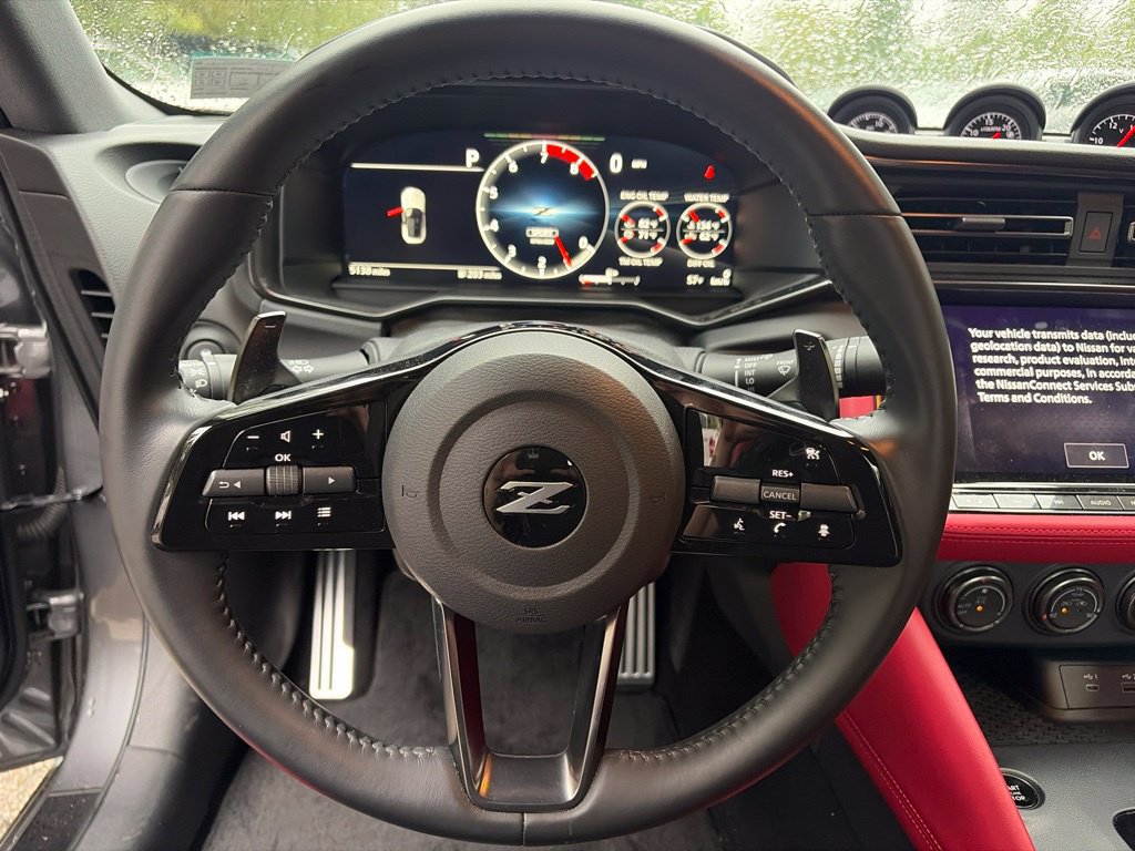 Used 2025 Nissan Z Performance w/ Floor Mat Package RWD image 12