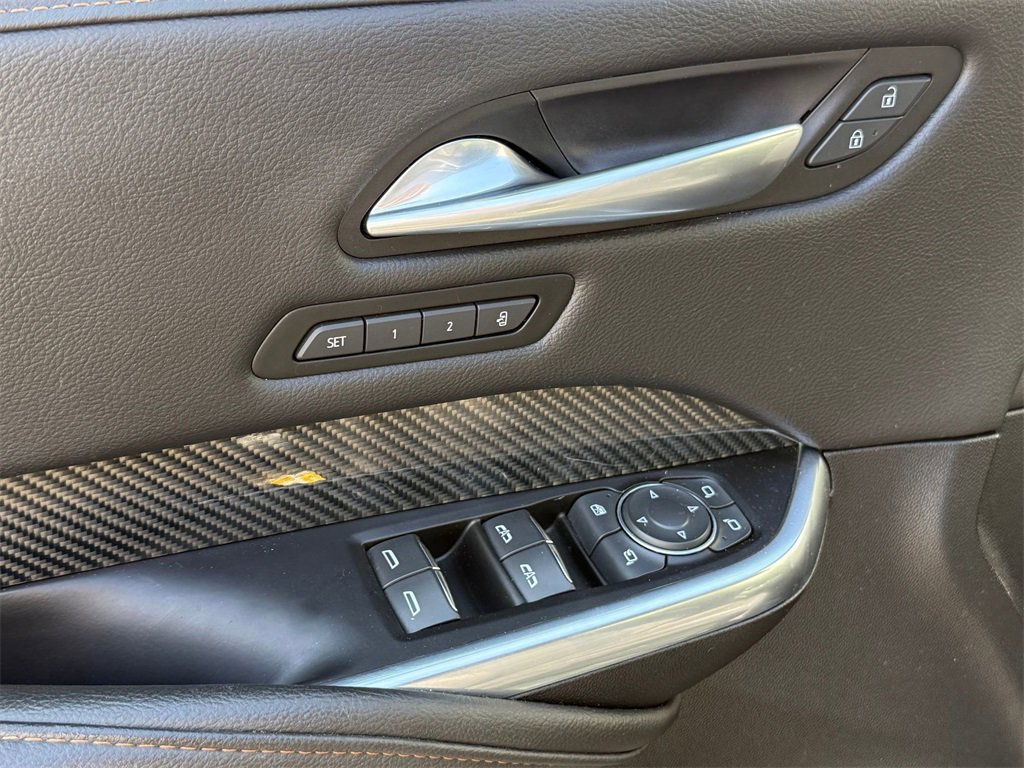 Used 2022 Cadillac XT4 Sport w/ Enhanced Visibility Package image 14