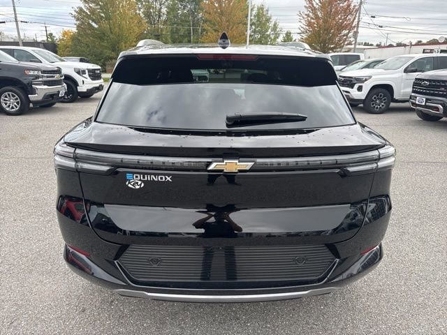 New 2025 Chevrolet Equinox EV LT w/ Convenience Package II FWD image 5