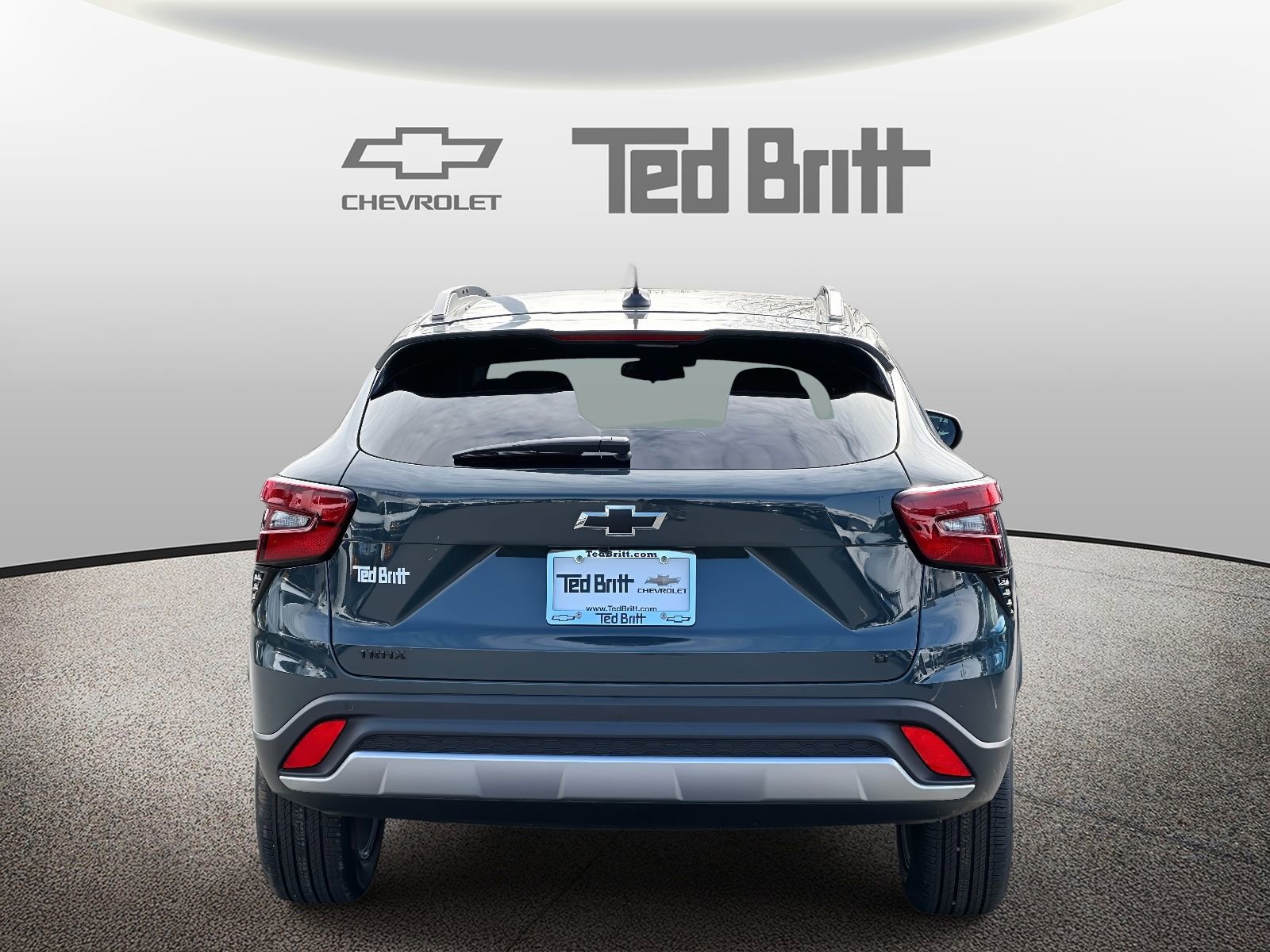 New 2026 Chevrolet Trax LT w/ Driver Confidence Package FWD image 5