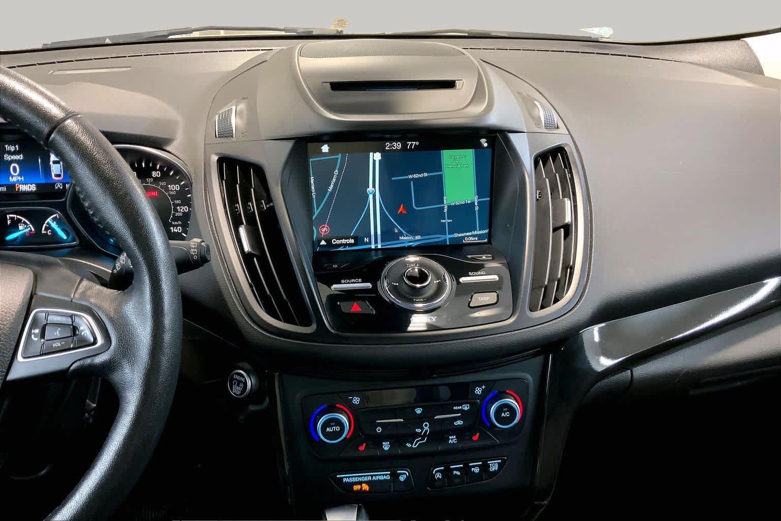 Used 2018 Ford Escape Titanium w/ Ford Safe & Smart Package AWD/4WD image 6