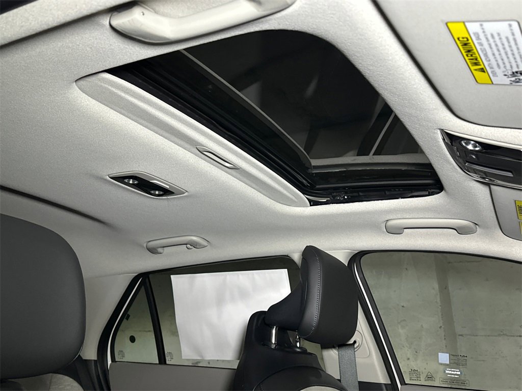 New 2025 Kia Niro Wave w/ Wave Preserve Package image 14