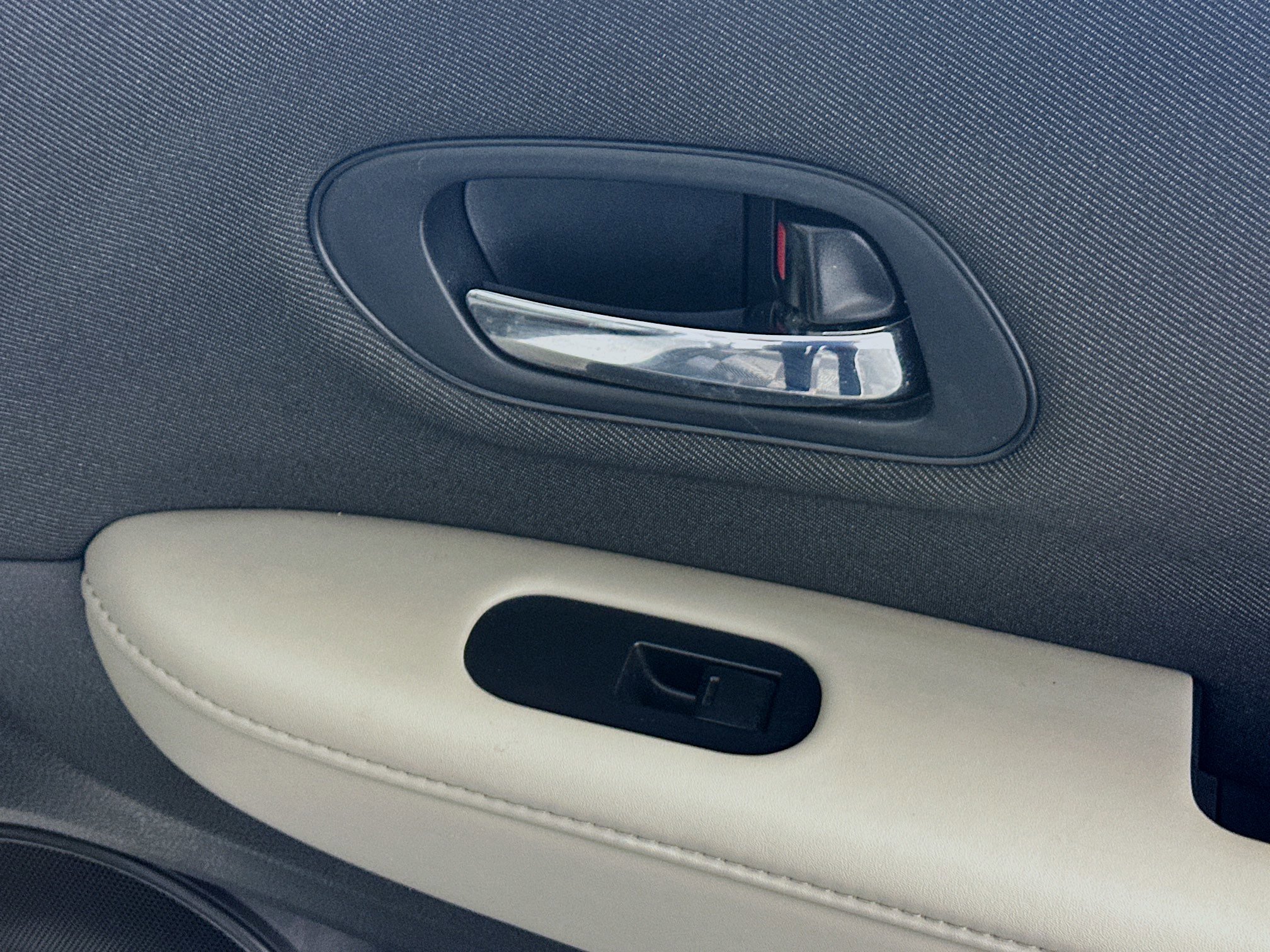 Used 2019 Honda HR-V LX image 28