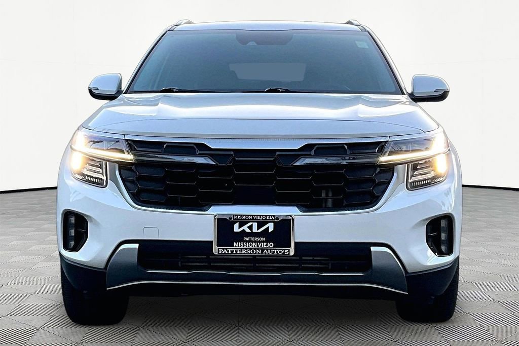 Certified 2024 Kia Seltos SX image 3