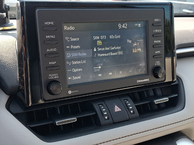 Used 2022 Toyota RAV4 XLE Premium FWD image 14