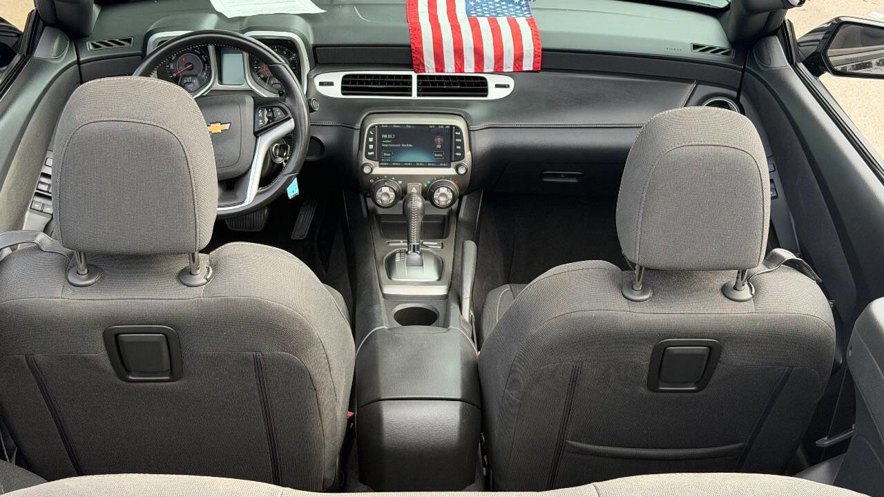 Used 2015 Chevrolet Camaro LT image 15