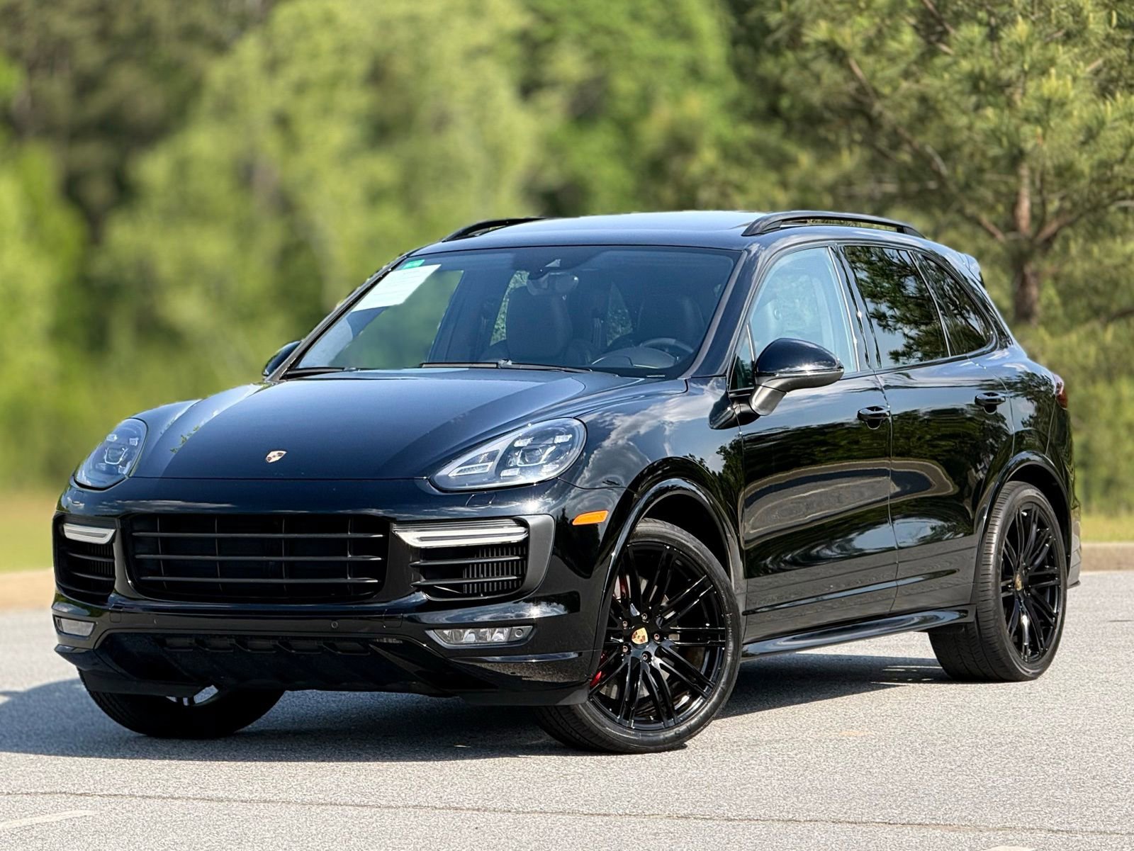 Used 2016 Porsche Cayenne GTS AWD/4WD image 8