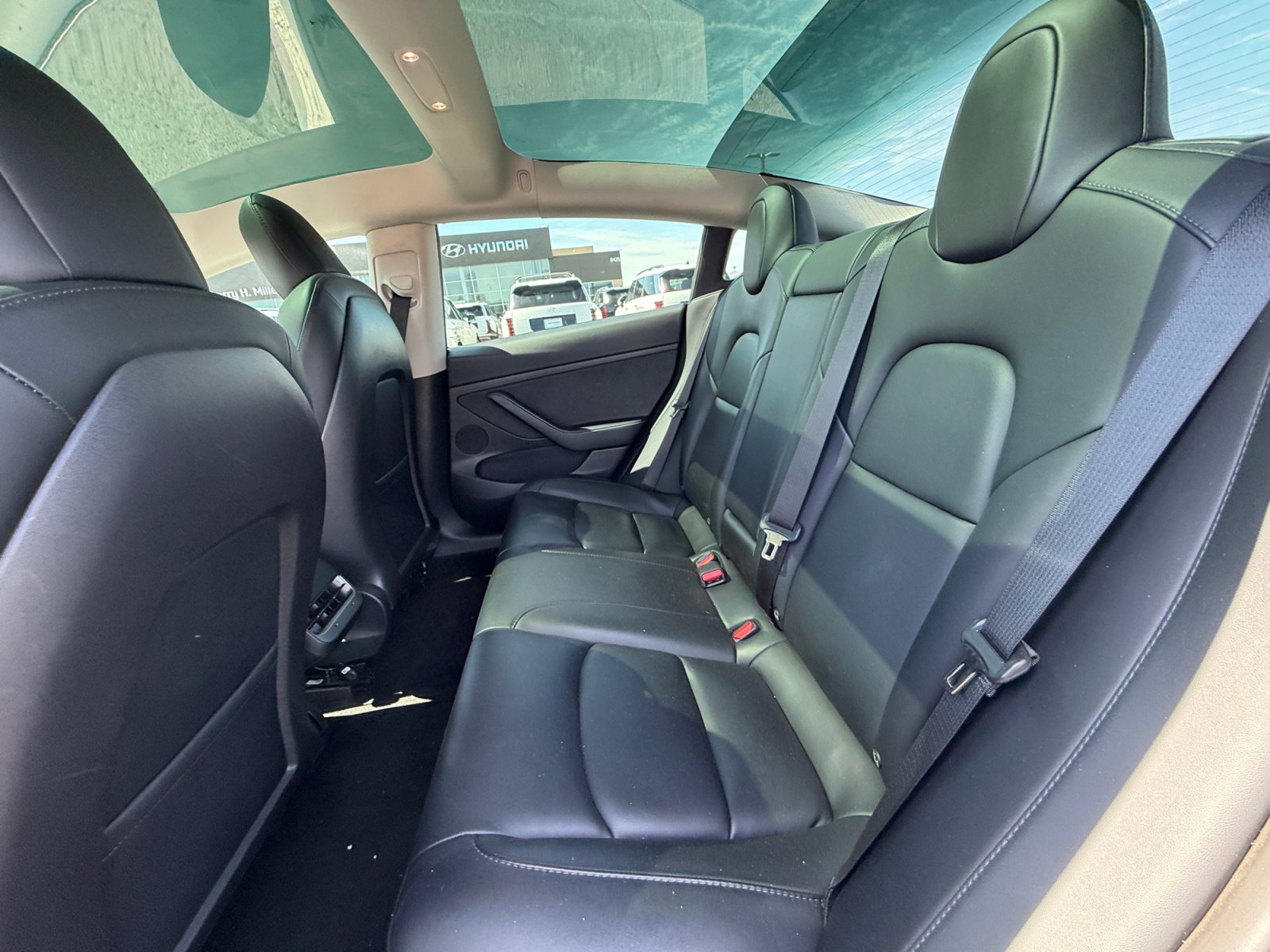Used 2023 Tesla Model 3 Standard Range RWD image 17