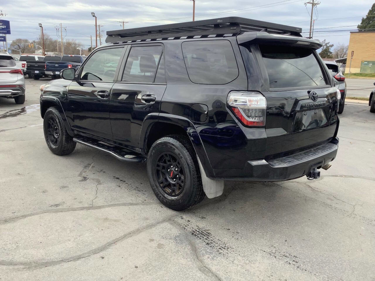 Used 2021 Toyota 4Runner Venture w/ Moonroof Package AWD/4WD image 11