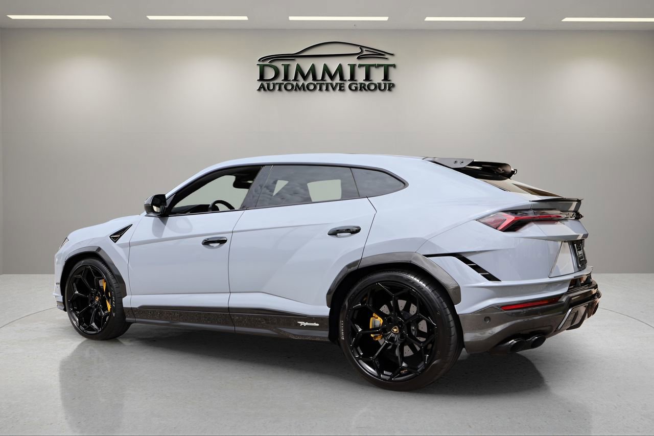 Used 2024 Lamborghini Urus Performante AWD/4WD image 3