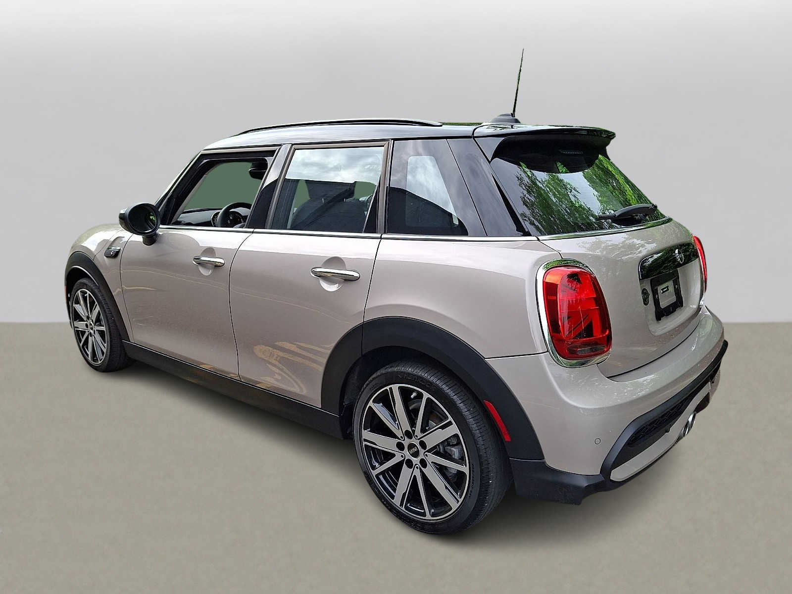 Certified 2024 MINI Cooper S FWD image 5