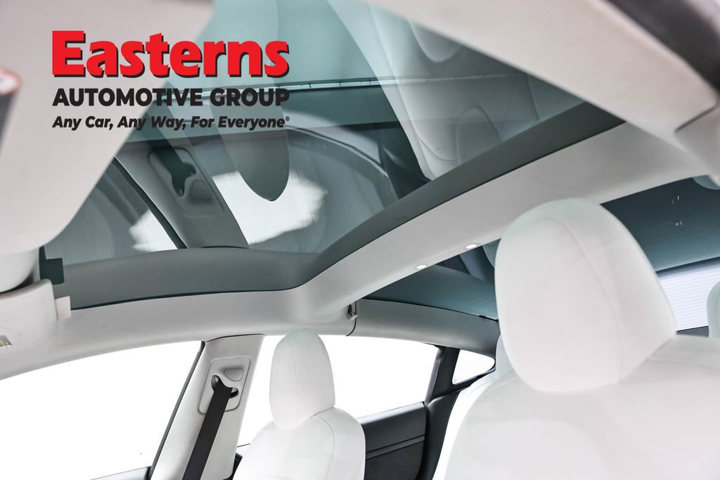 Used 2022 Tesla Model 3 image 28