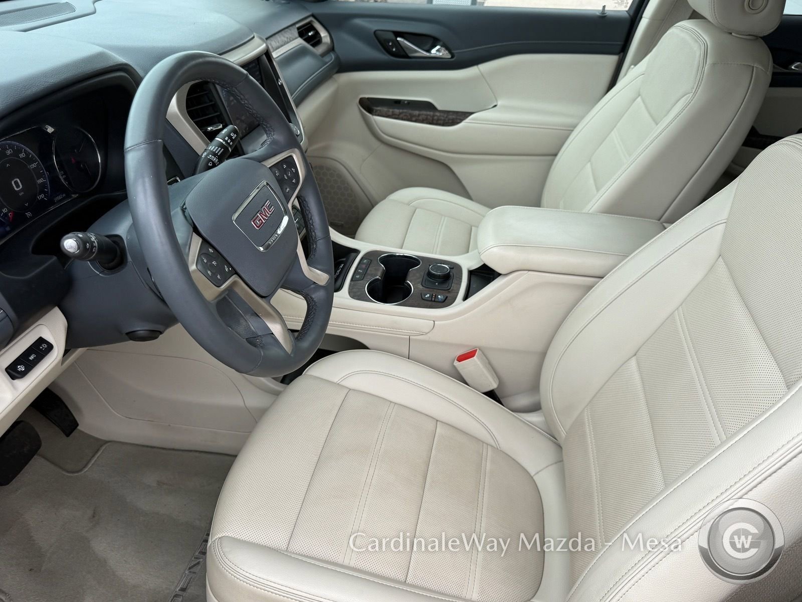 Used 2023 GMC Acadia Denali AWD/4WD image 12